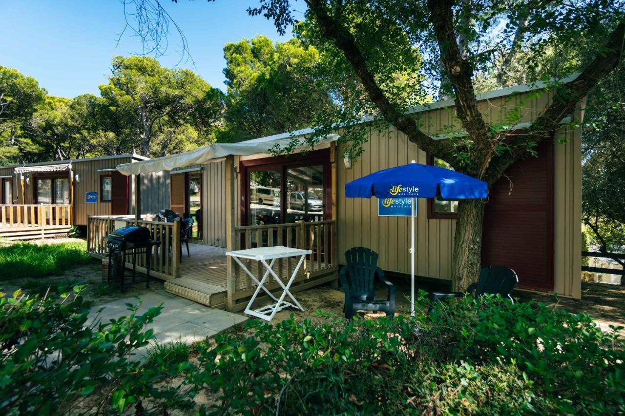 Castell Montgri - Mobile Homes By Lifestyle Holidays L'Estartit Esterno foto